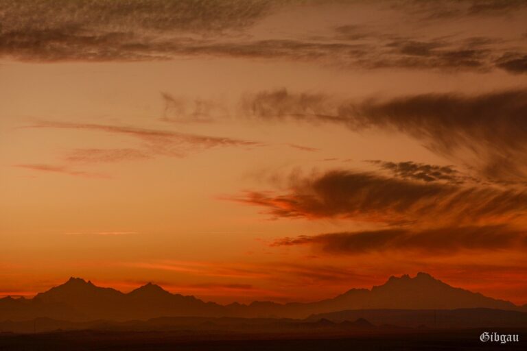 Lire la suite à propos de l’article Mer rouge et feu du ciel –Sharm el Naga , octobre 2021