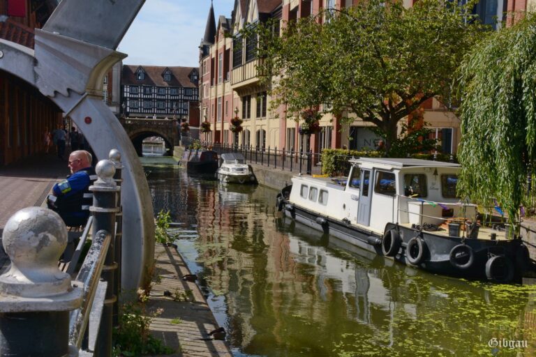 Lire la suite à propos de l’article Lincoln city and river Witham waterside –ENGLAND–août 2022